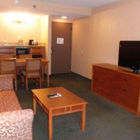 Quality Inn Florissant-St Louis Екстериор снимка